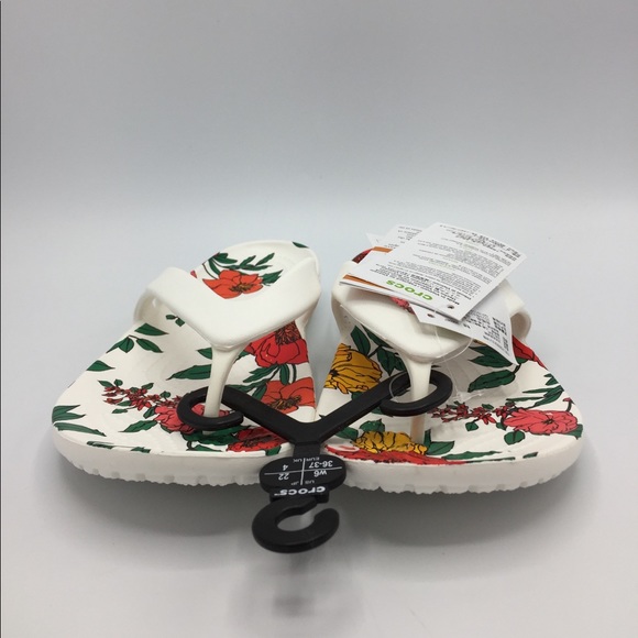 Crocs Women’s Kadee Printed Floral Flip Flop - Picture 7 of 13
